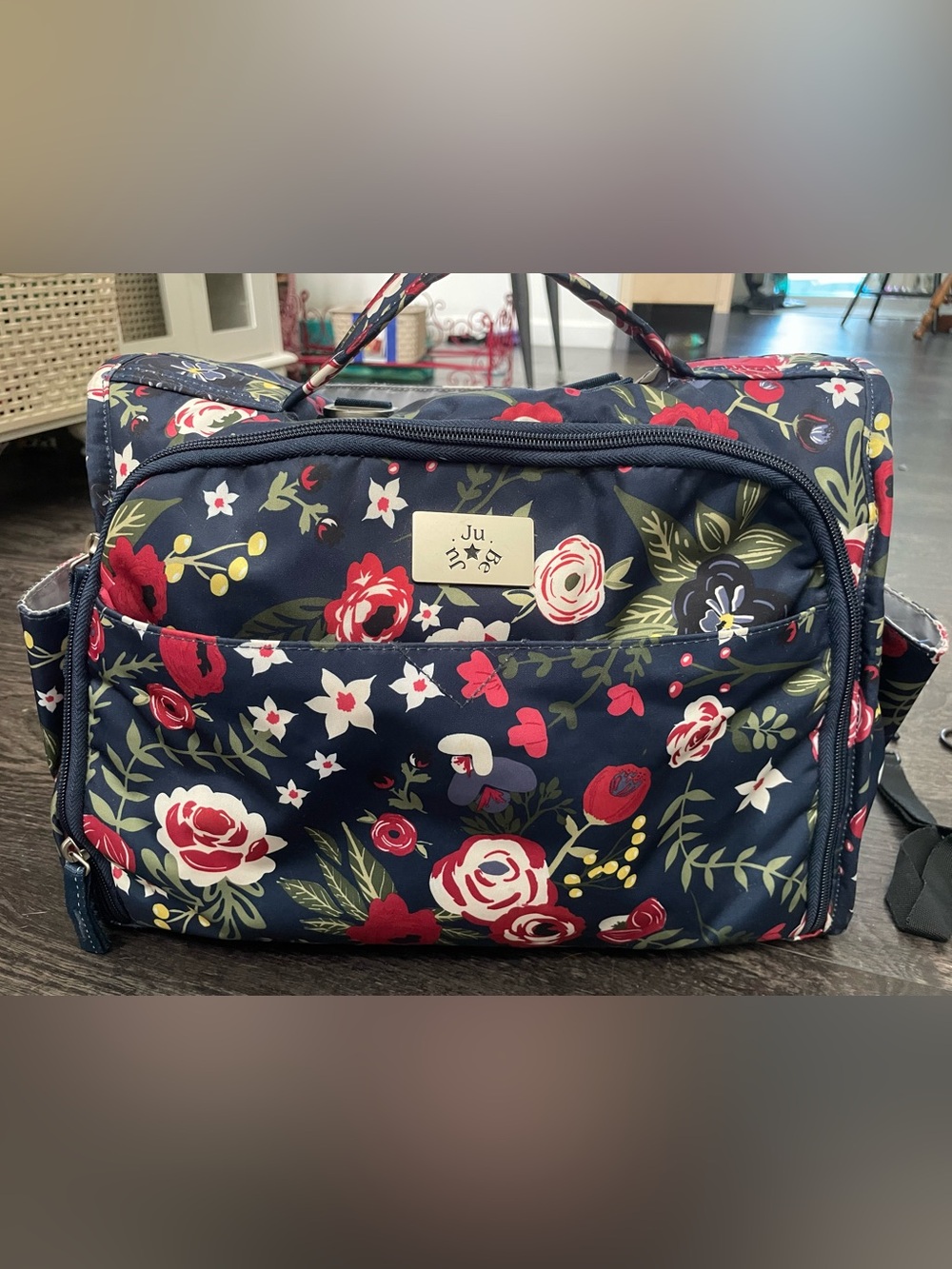 JuJuBe Classical Convertible Diaper Bag with Be Quick and all Accessories